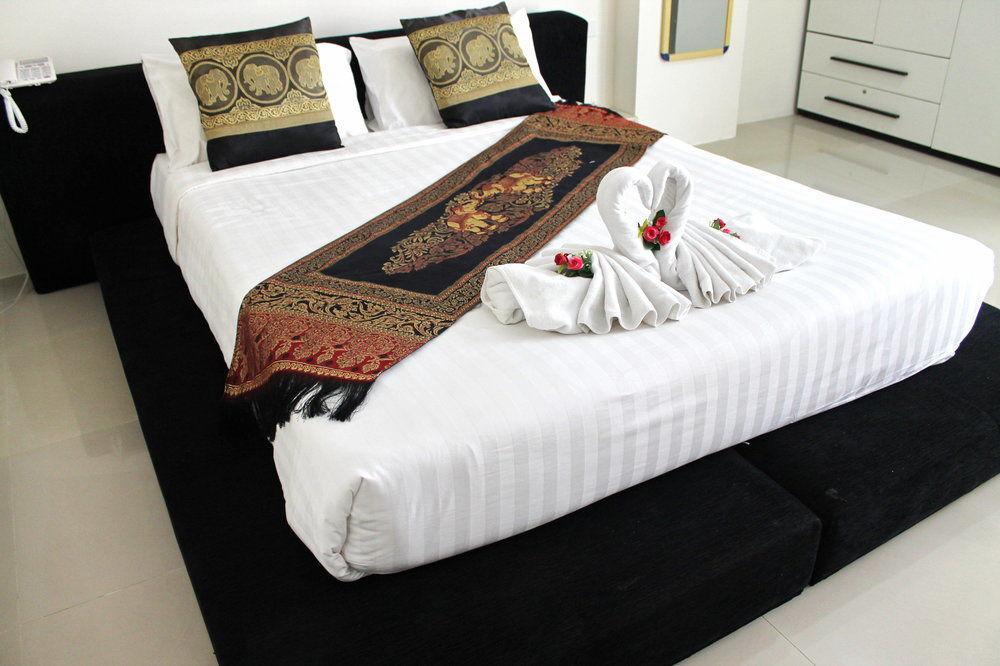 Lars-Lita Residence Patong Zewnętrze zdjęcie