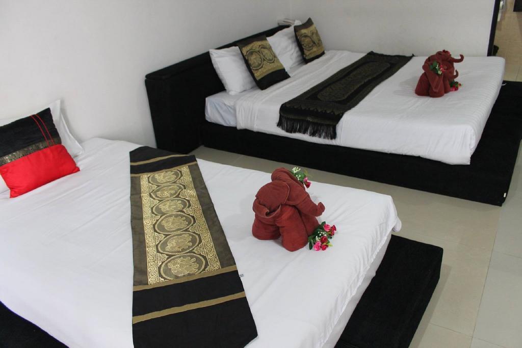 Lars-Lita Residence Patong Zewnętrze zdjęcie