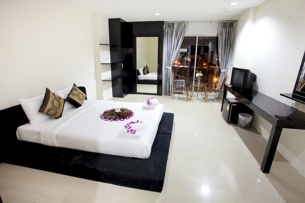 Lars-Lita Residence Patong Zewnętrze zdjęcie