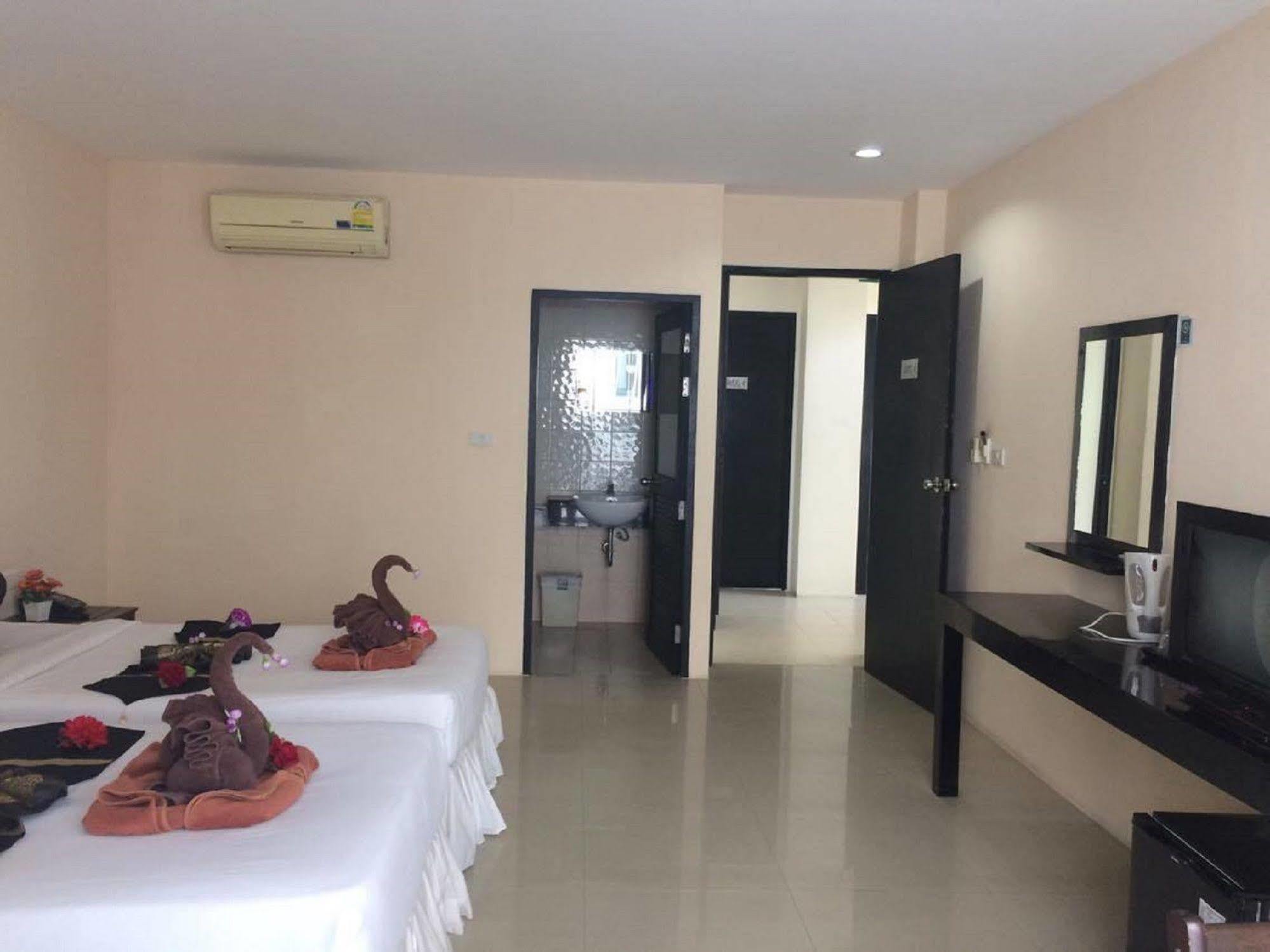 Lars-Lita Residence Patong Zewnętrze zdjęcie